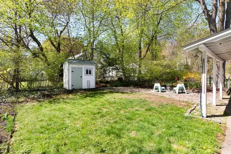 76 Belmont Avenue Brattleboro VT 05301