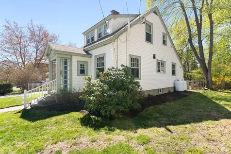 76 Belmont Avenue Brattleboro VT 05301