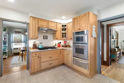 76 Belmont Avenue Brattleboro VT 05301