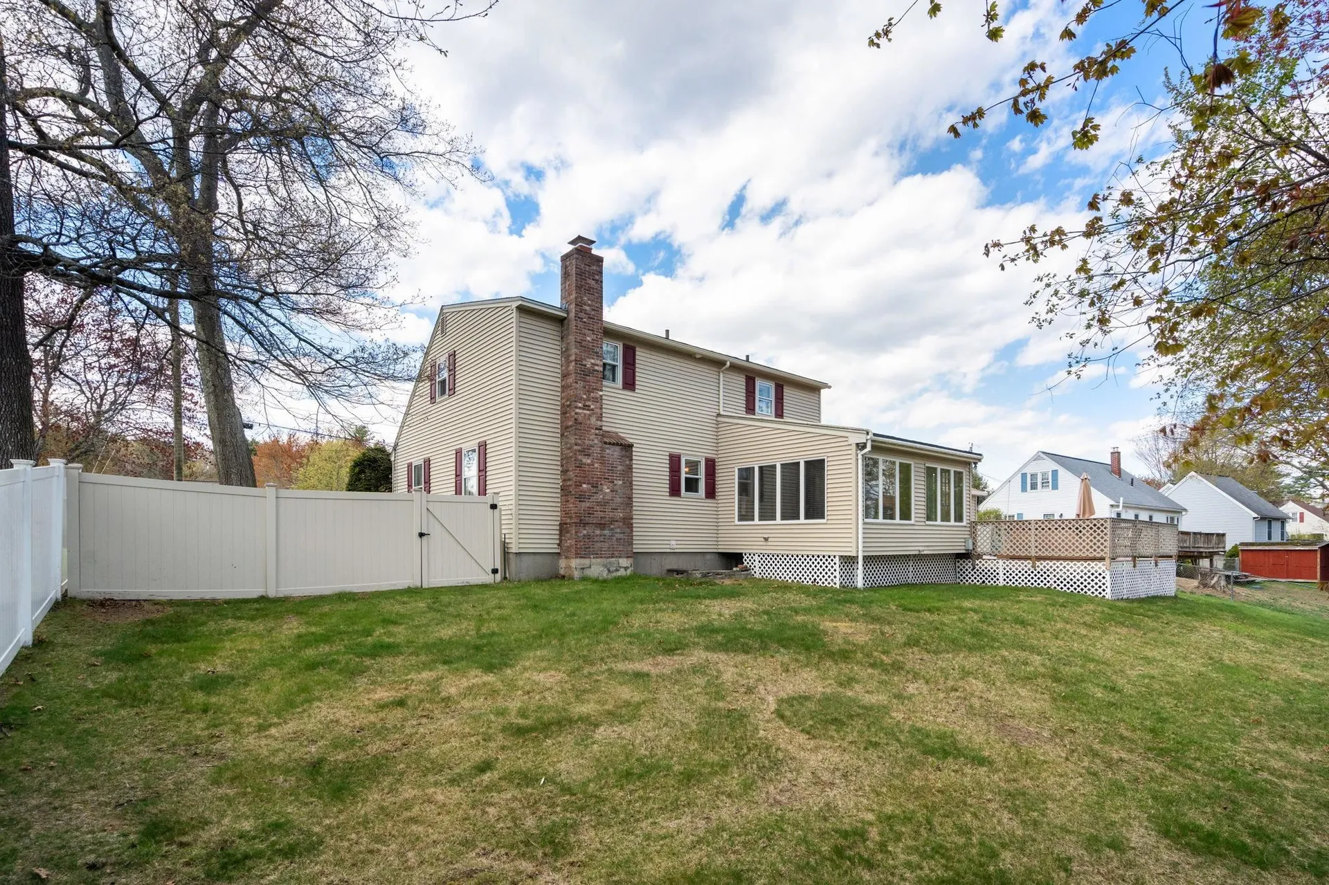 14 Trinity Drive Nashua NH 03063