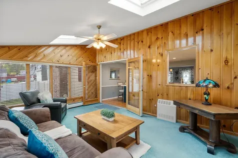 14 Trinity Drive Nashua NH 03063
