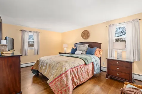 14 Trinity Drive Nashua NH 03063