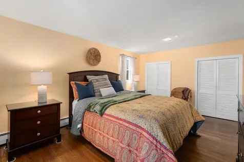 14 Trinity Drive Nashua NH 03063