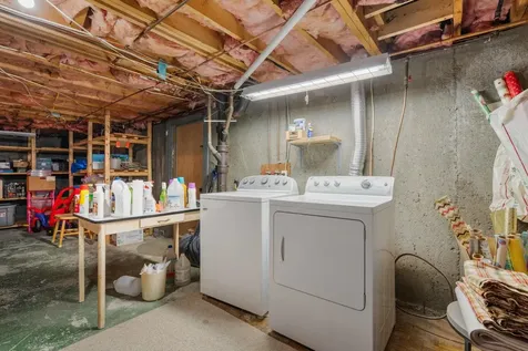14 Trinity Drive Nashua NH 03063