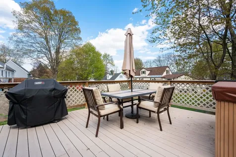 14 Trinity Drive Nashua NH 03063