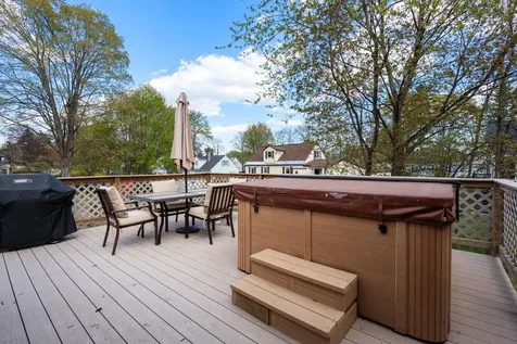14 Trinity Drive Nashua NH 03063