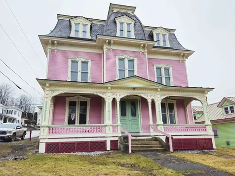 10 School Street Richford VT 05476