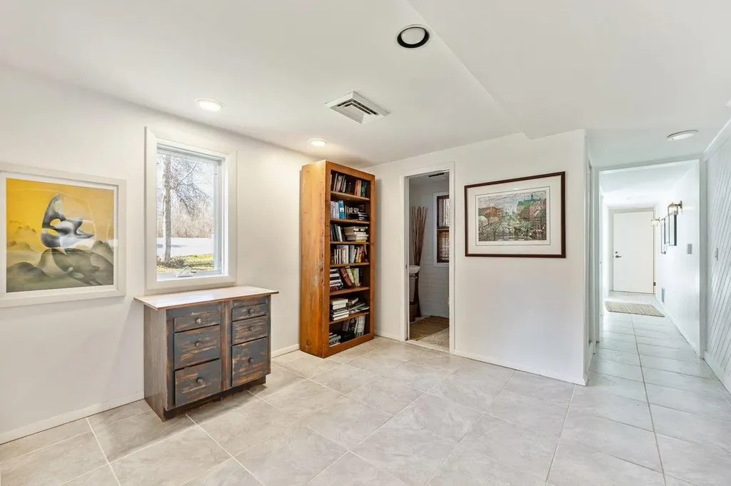 431 Mcgregor Point Alburgh VT 05440