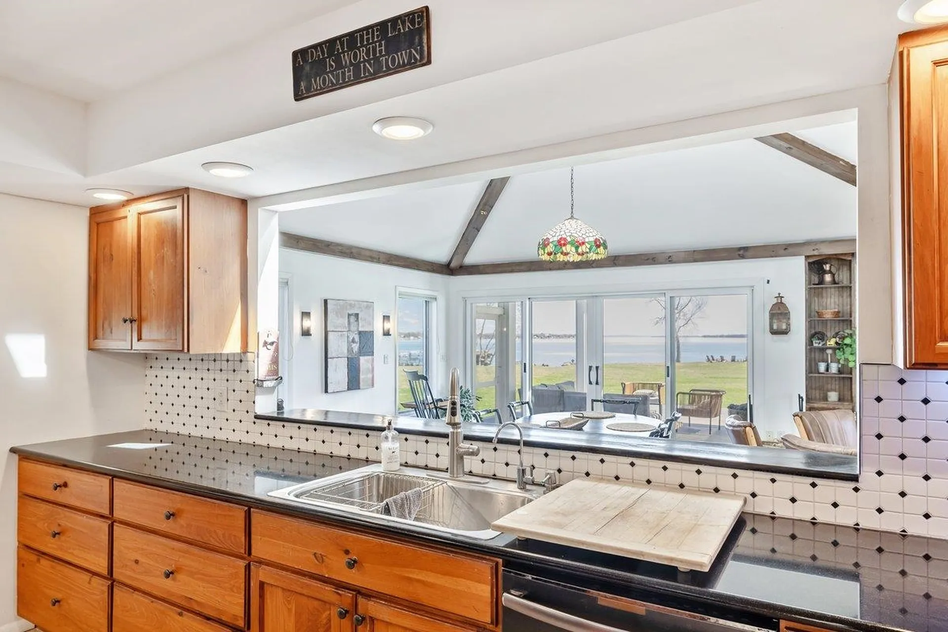 431 Mcgregor Point Alburgh VT 05440