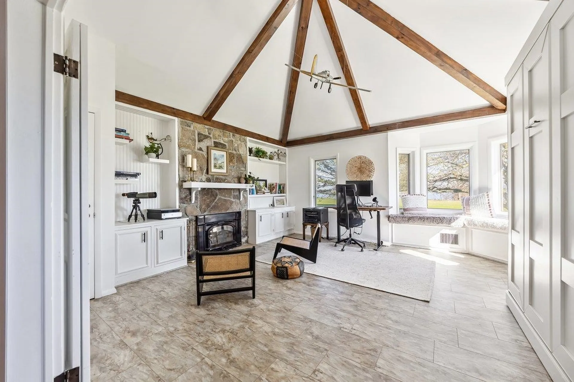 431 Mcgregor Point Alburgh VT 05440