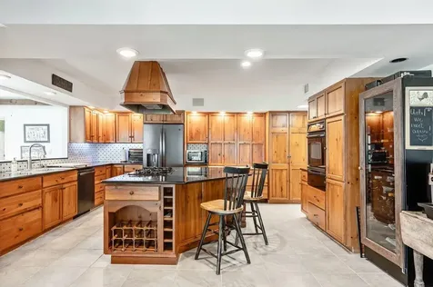431 Mcgregor Point Alburgh VT 05440