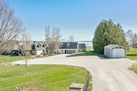431 Mcgregor Point Alburgh VT 05440