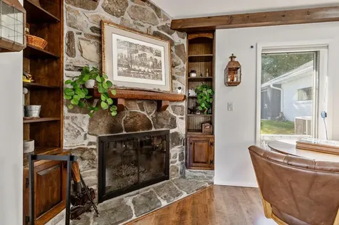 431 Mcgregor Point Alburgh VT 05440