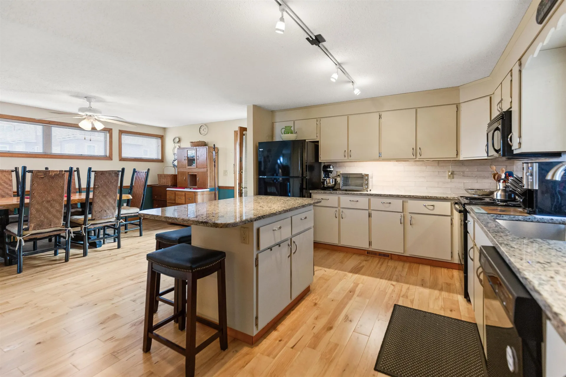 85 Tower Street Laconia NH 03246