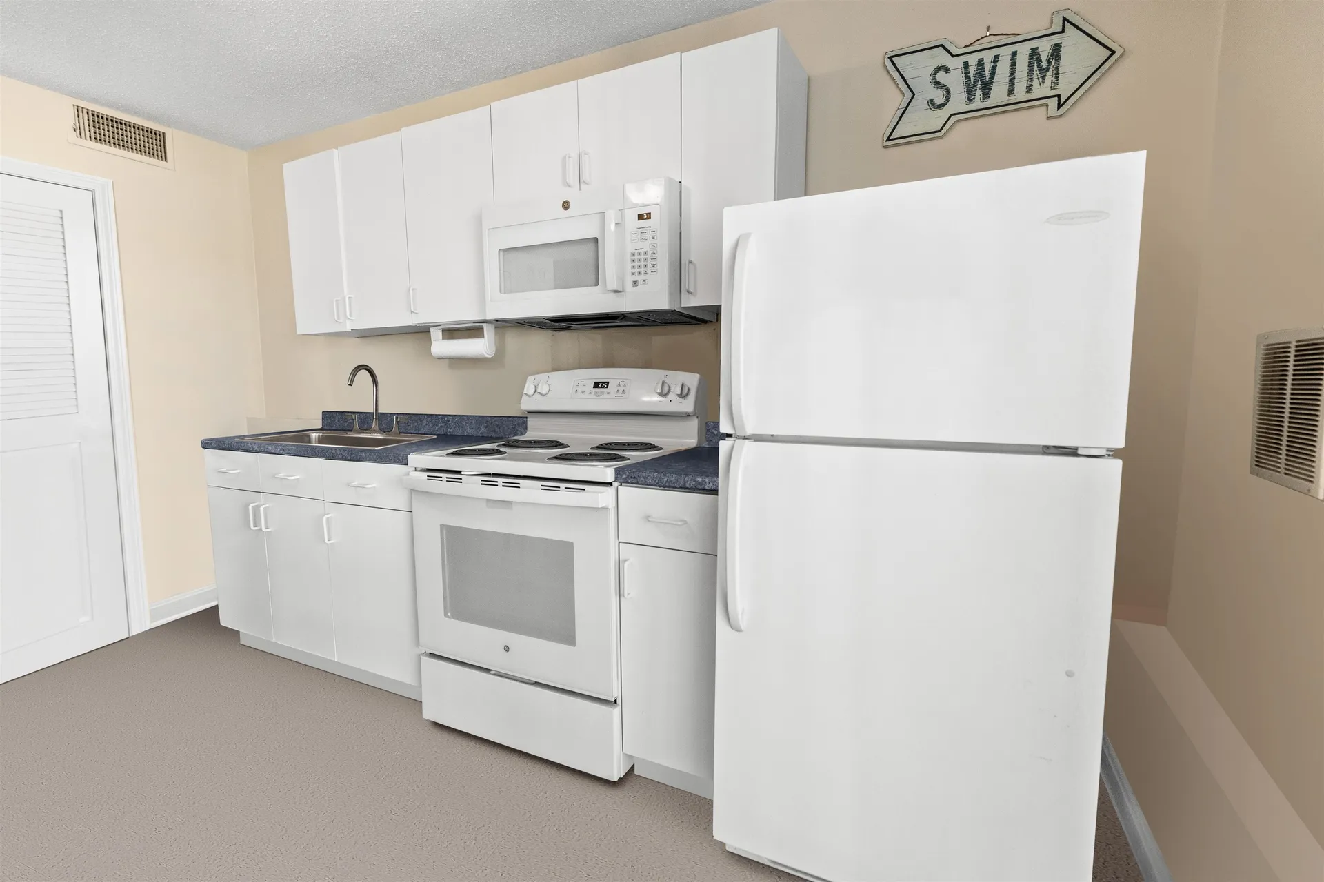 85 Tower Street Laconia NH 03246