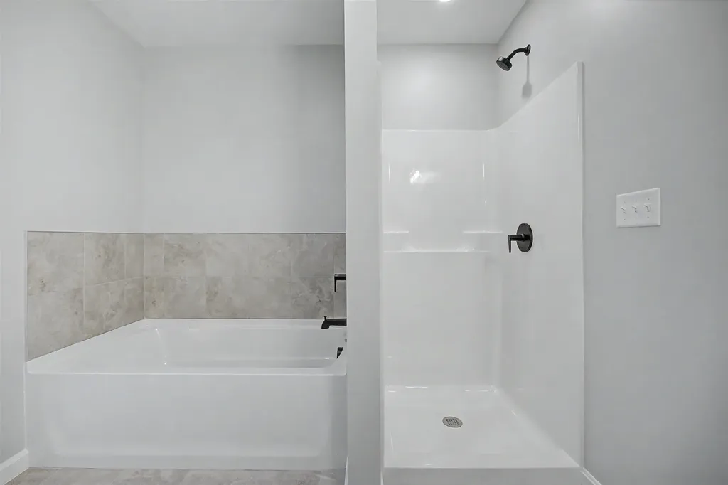 5 Blaisdell Court Raymond NH 03077