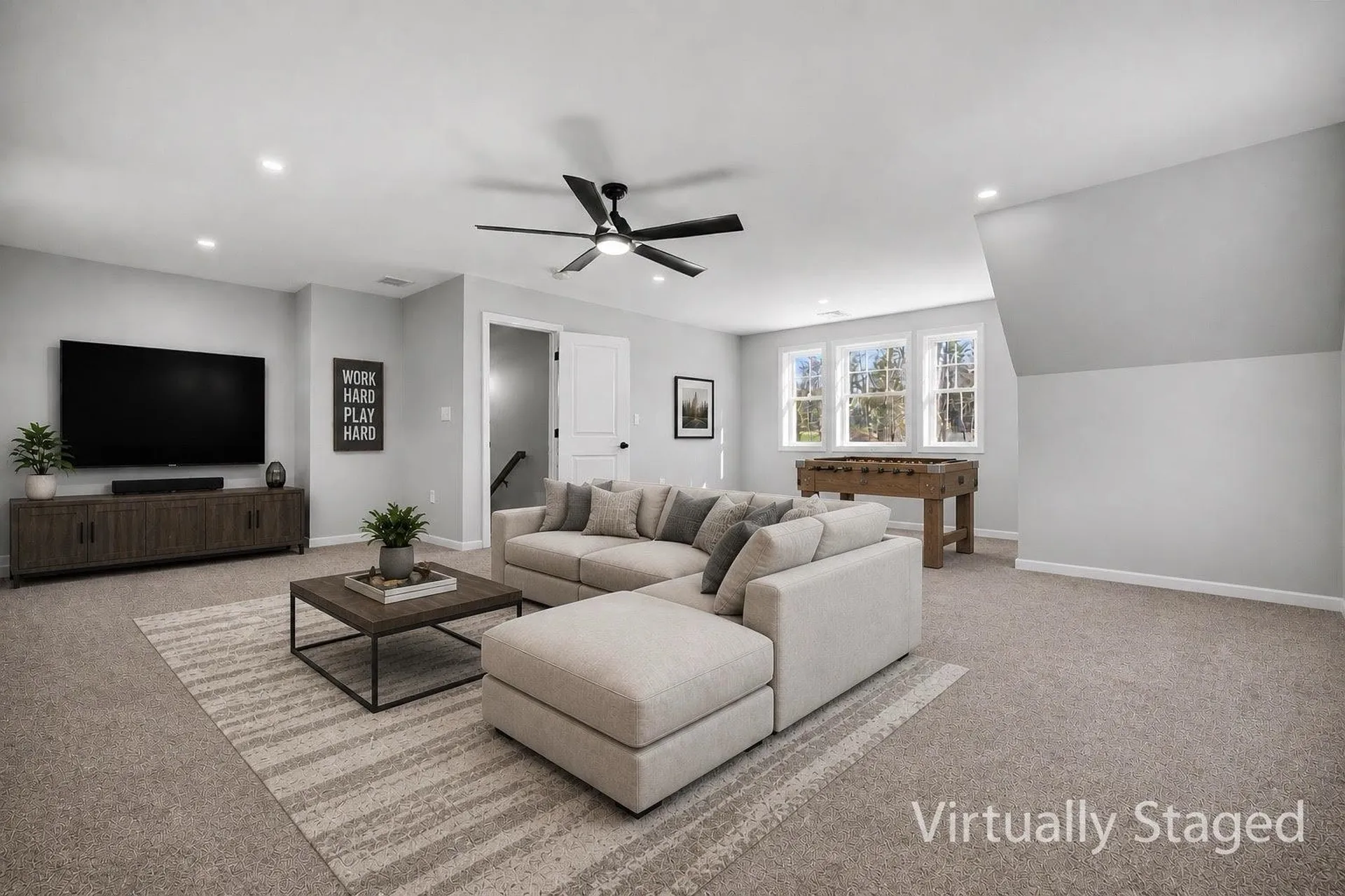 5 Blaisdell Court Raymond NH 03077