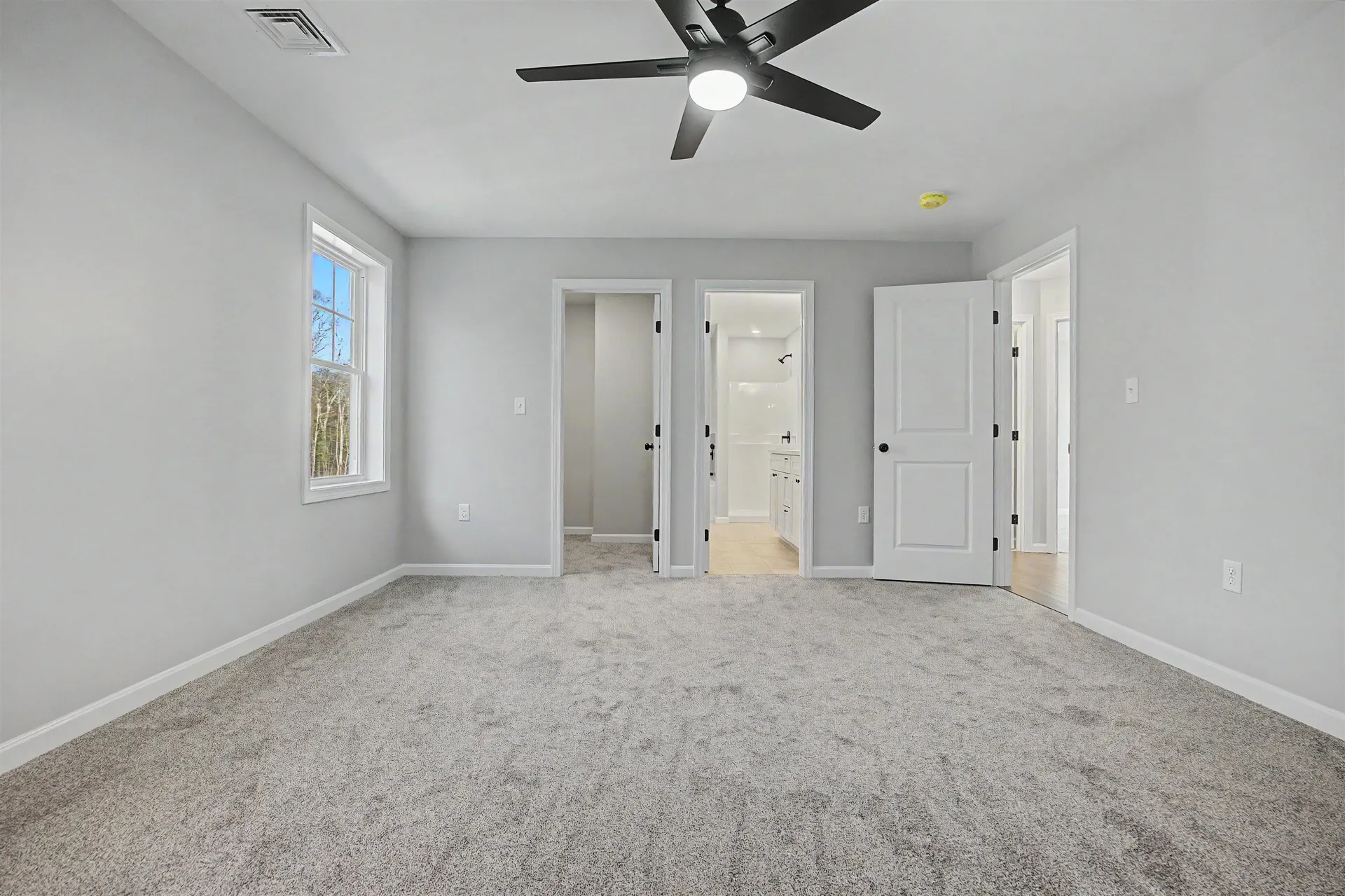 5 Blaisdell Court Raymond NH 03077
