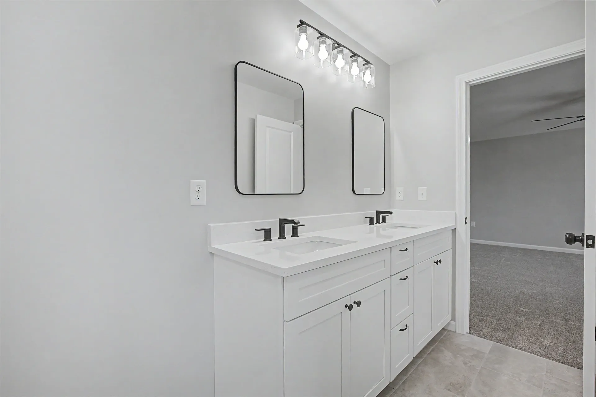 5 Blaisdell Court Raymond NH 03077
