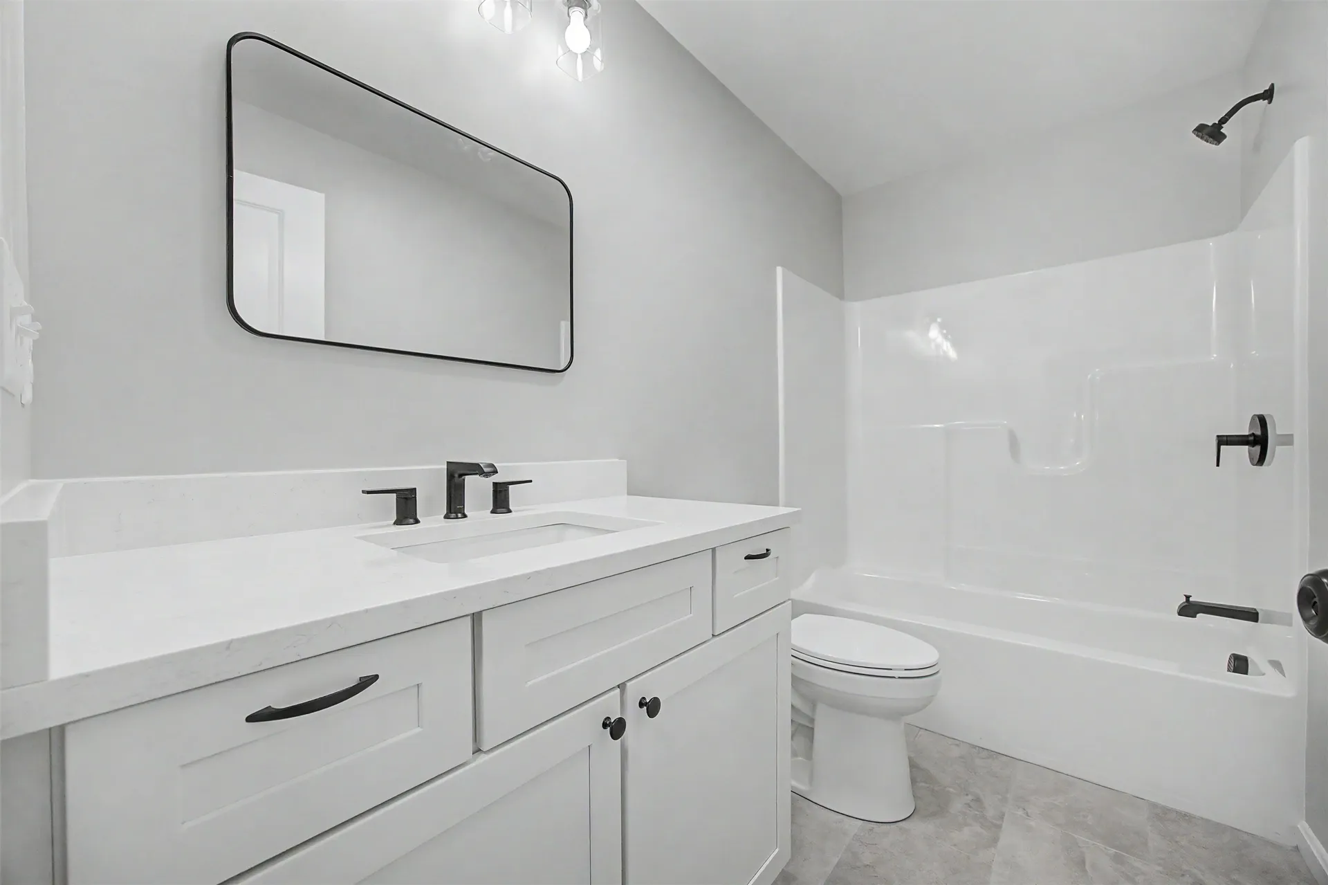5 Blaisdell Court Raymond NH 03077