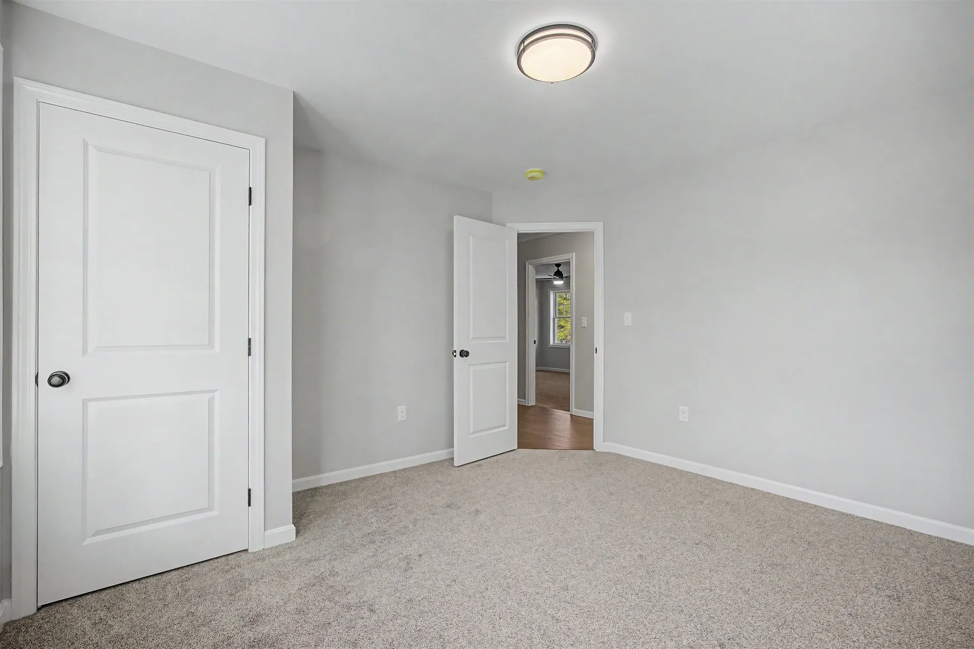 5 Blaisdell Court Raymond NH 03077