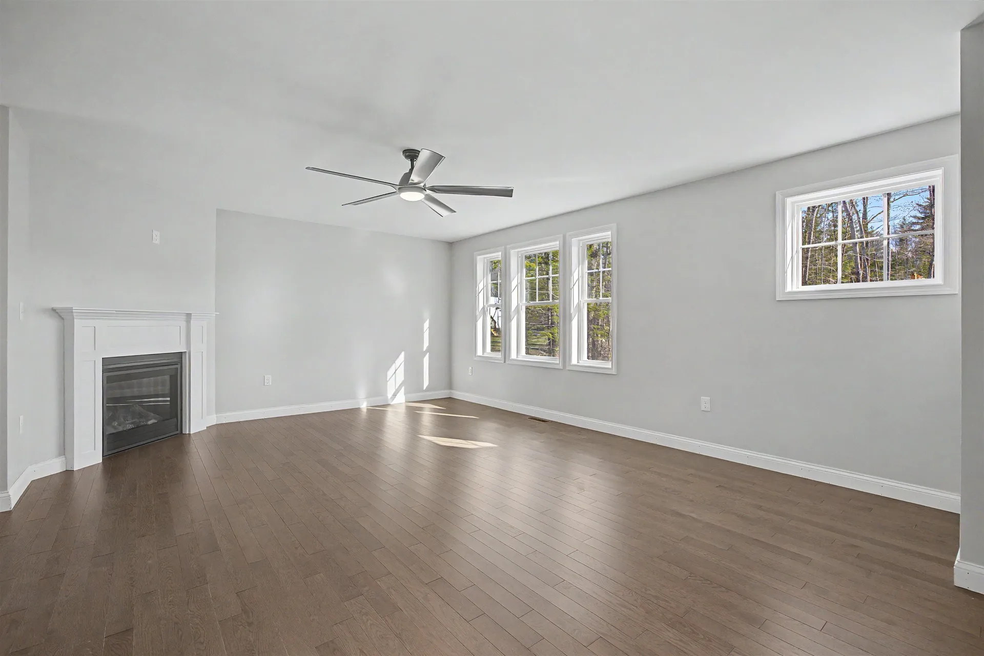5 Blaisdell Court Raymond NH 03077