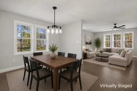 5 Blaisdell Court Raymond NH 03077