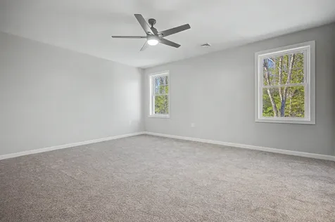 5 Blaisdell Court Raymond NH 03077
