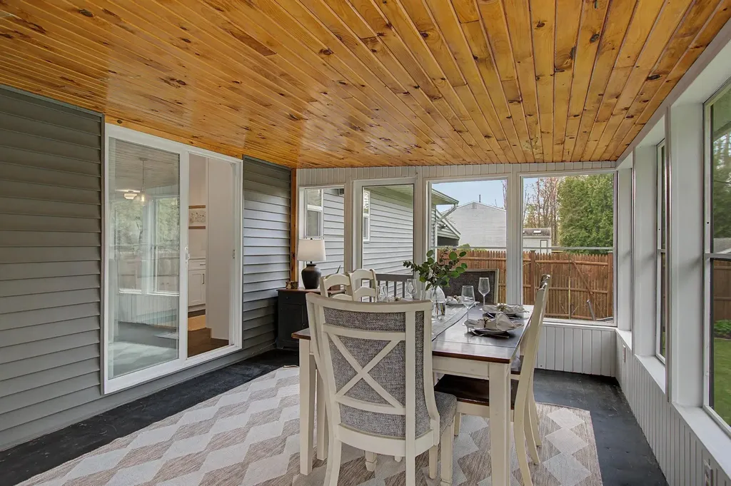 49 Helen Avenue South Burlington VT 05403