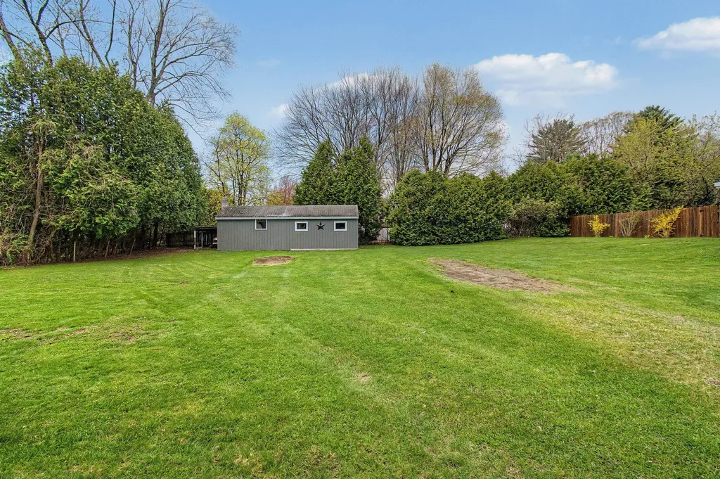 49 Helen Avenue South Burlington VT 05403