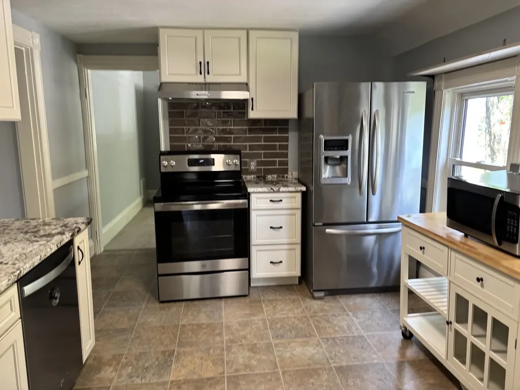 393 Main Street Nashua NH 03060