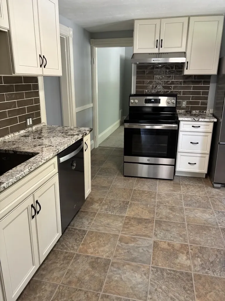 393 Main Street Nashua NH 03060