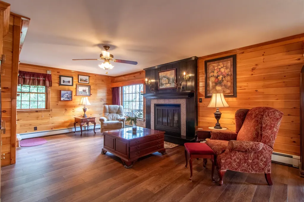 25 Songadeewin Lane Westmore VT 05860