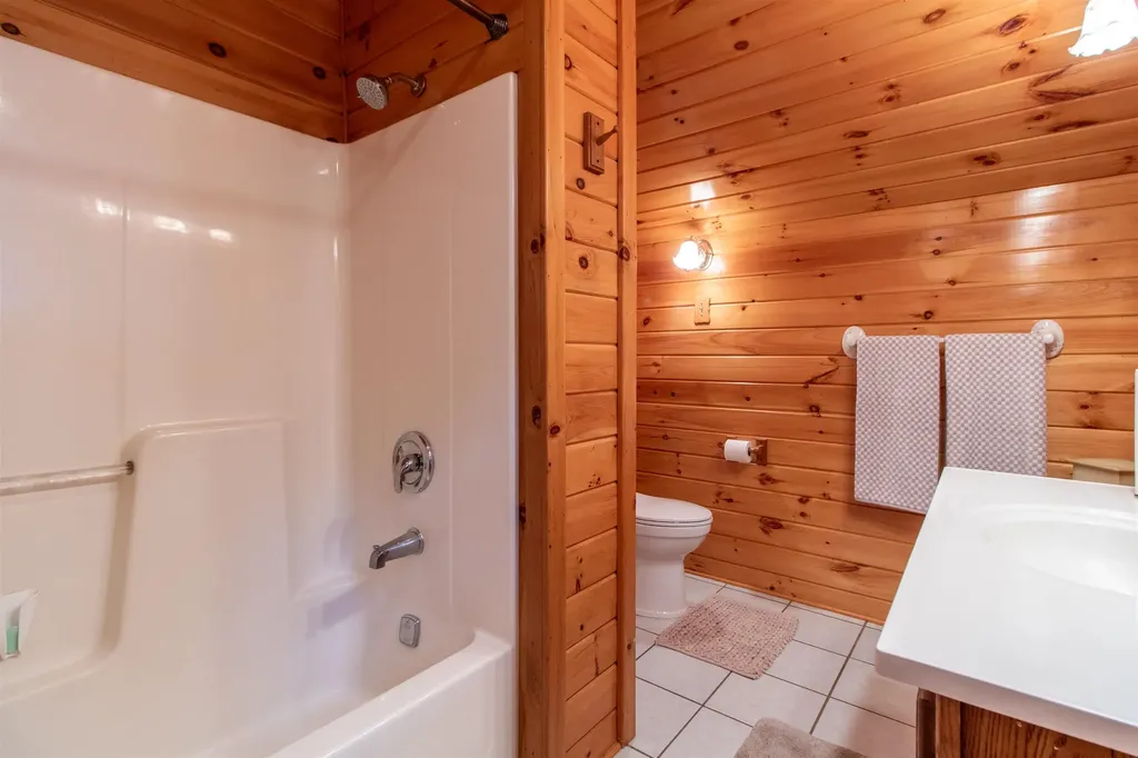 25 Songadeewin Lane Westmore VT 05860