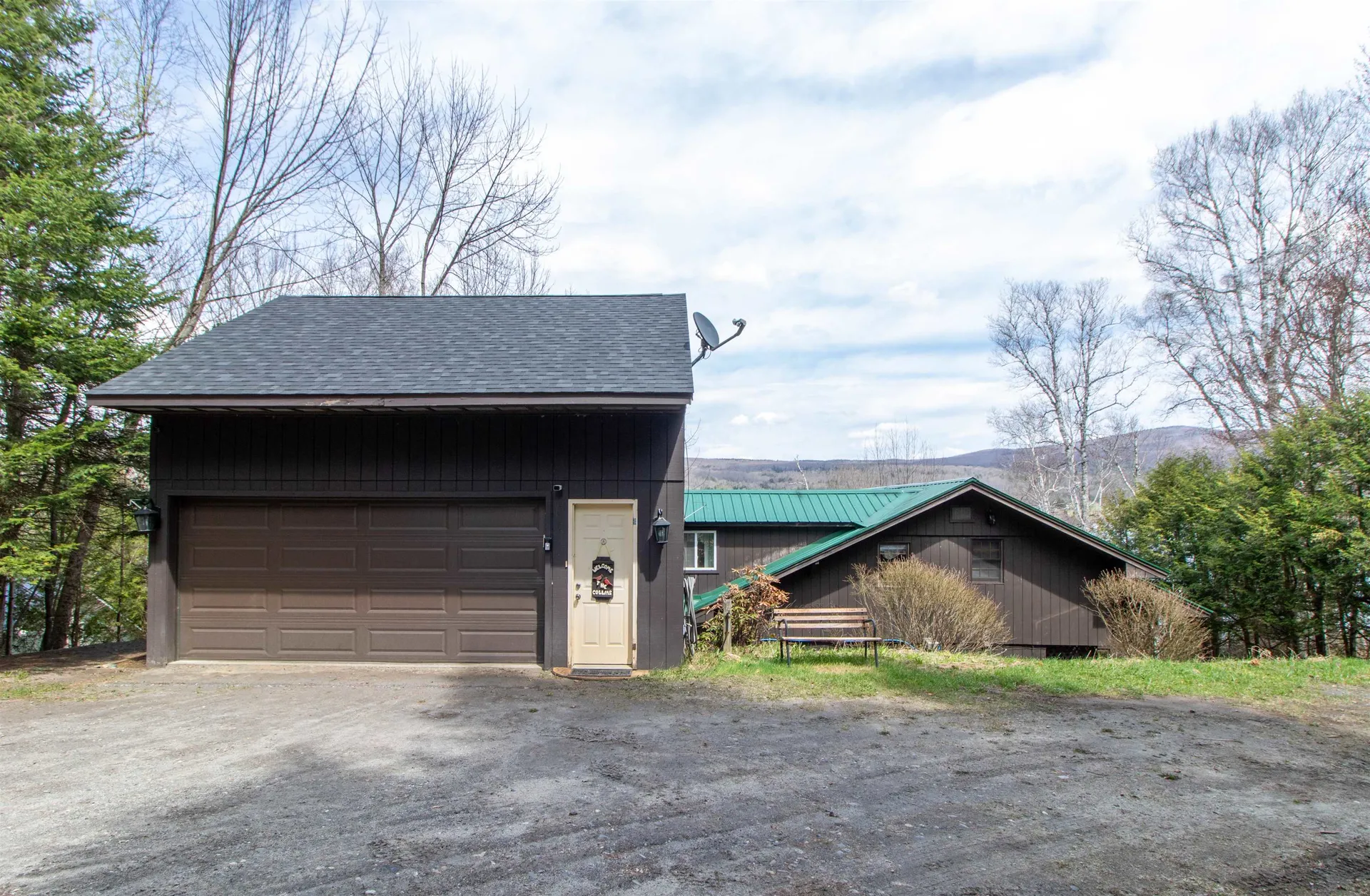25 Songadeewin Lane Westmore VT 05860