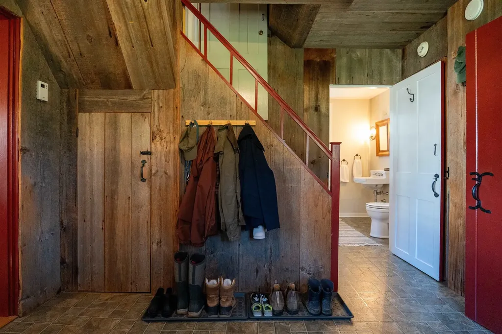 994 Pearl Lake Road Sugar Hill NH 03586