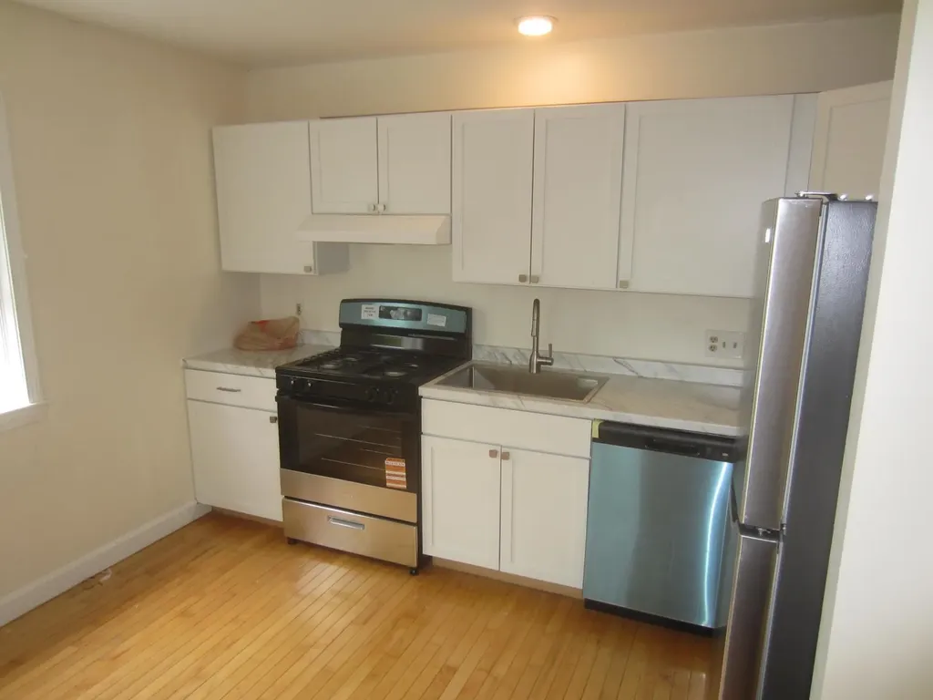 3 Sinclair Avenue Somersworth NH 03878