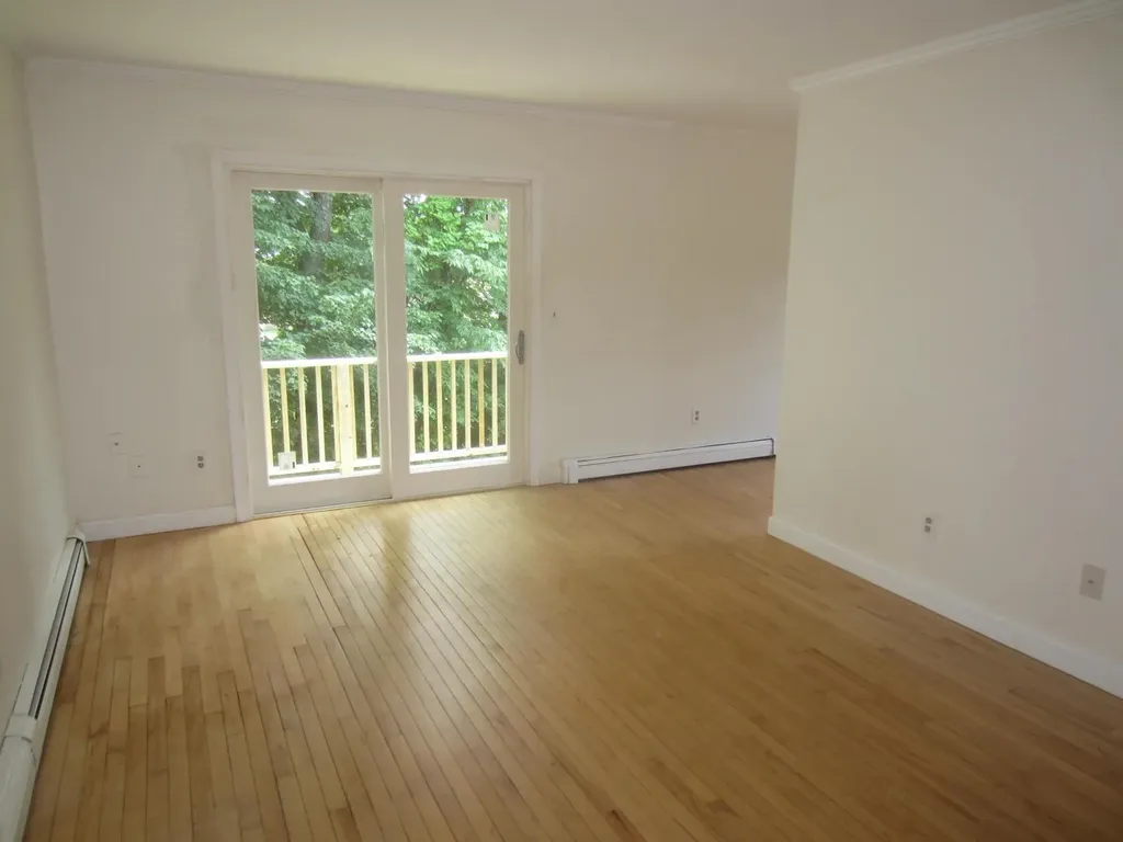 3 Sinclair Avenue Somersworth NH 03878