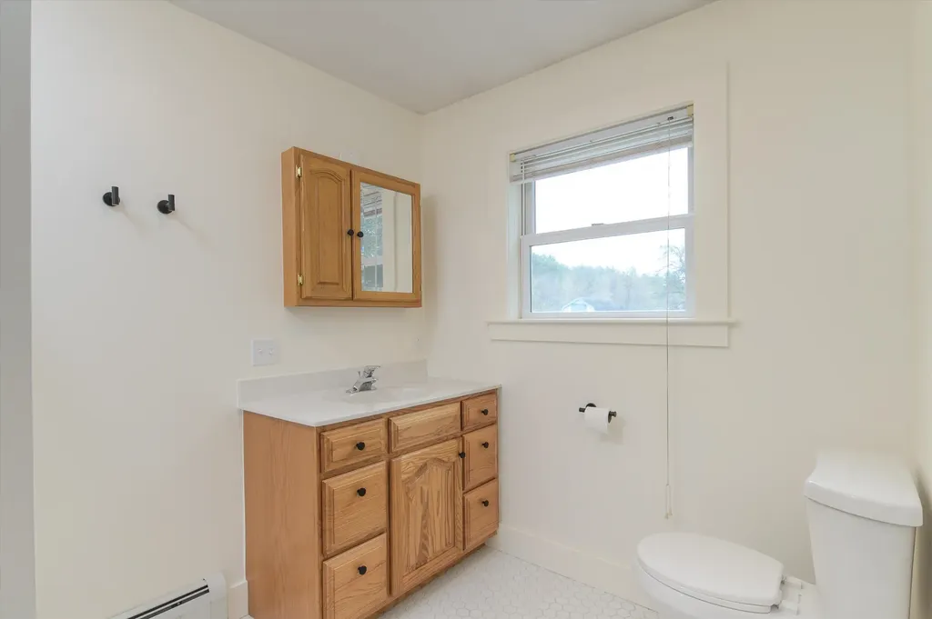 64 Maple Street Chester VT 05143