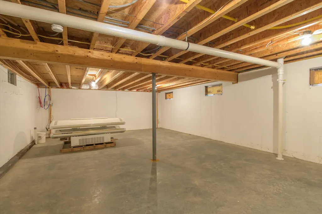 64 Maple Street Chester VT 05143