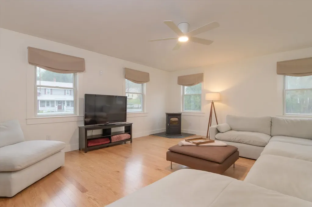 64 Maple Street Chester VT 05143