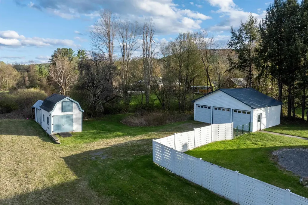 64 Maple Street Chester VT 05143