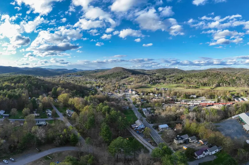 64 Maple Street Chester VT 05143