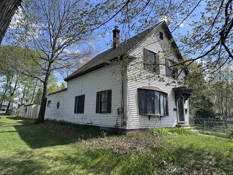 16 Norton Street Derry NH 03038
