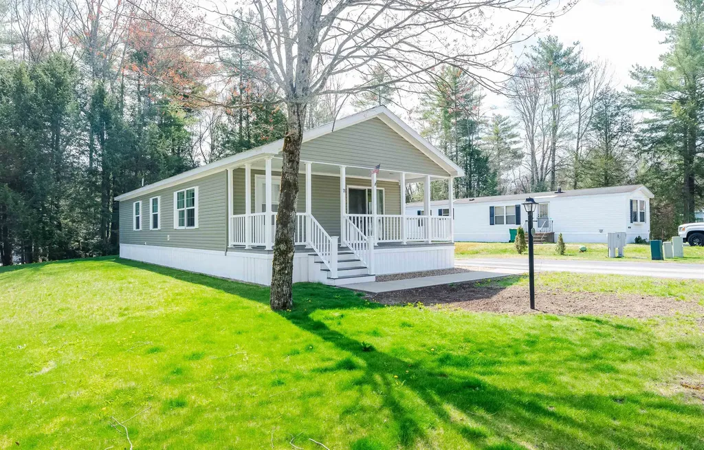 71 Eagle Drive Rochester NH 03868
