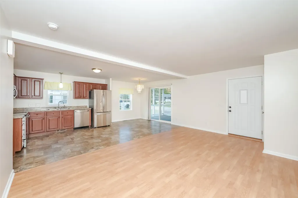 71 Eagle Drive Rochester NH 03868