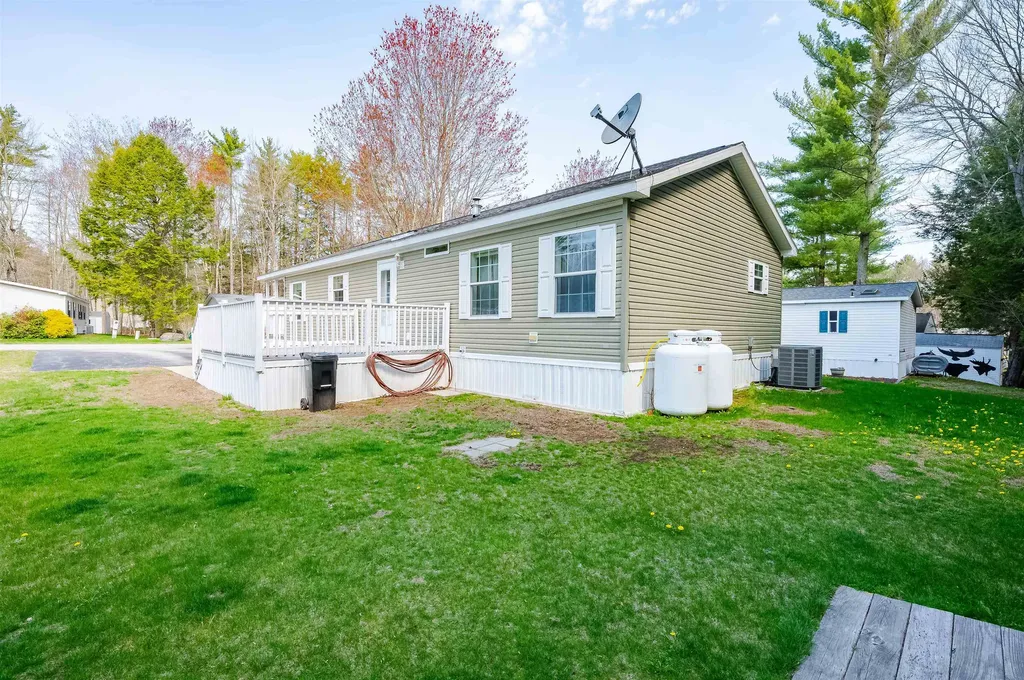 71 Eagle Drive Rochester NH 03868