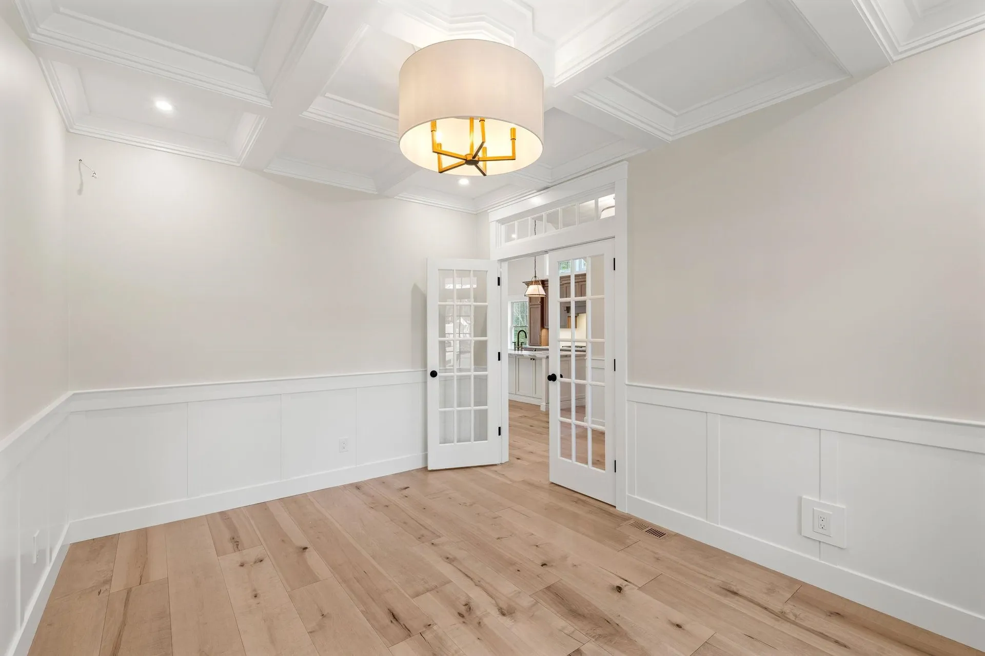 12-41 Knoll Crest Road Bedford NH 03110