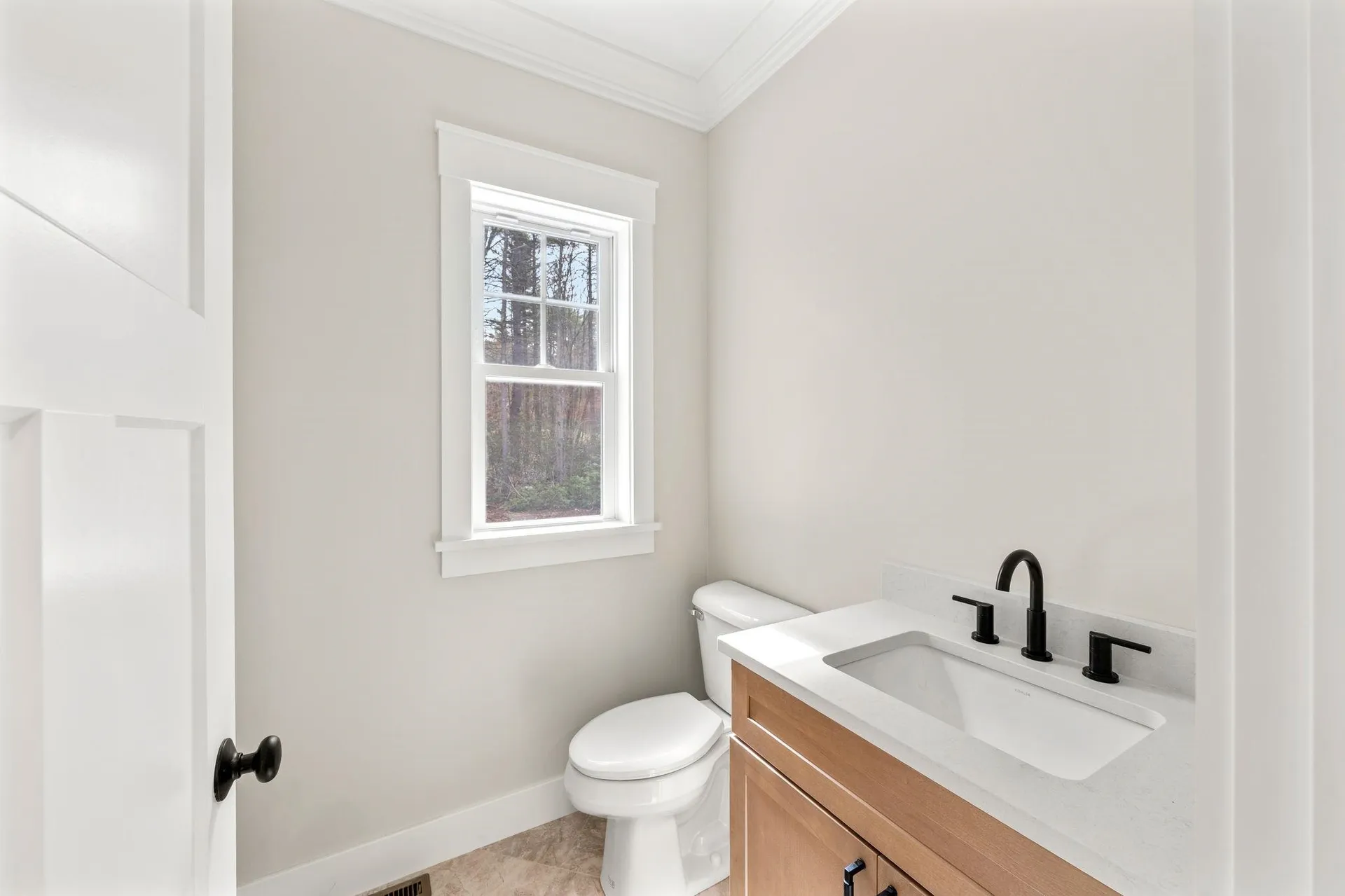 12-41 Knoll Crest Road Bedford NH 03110