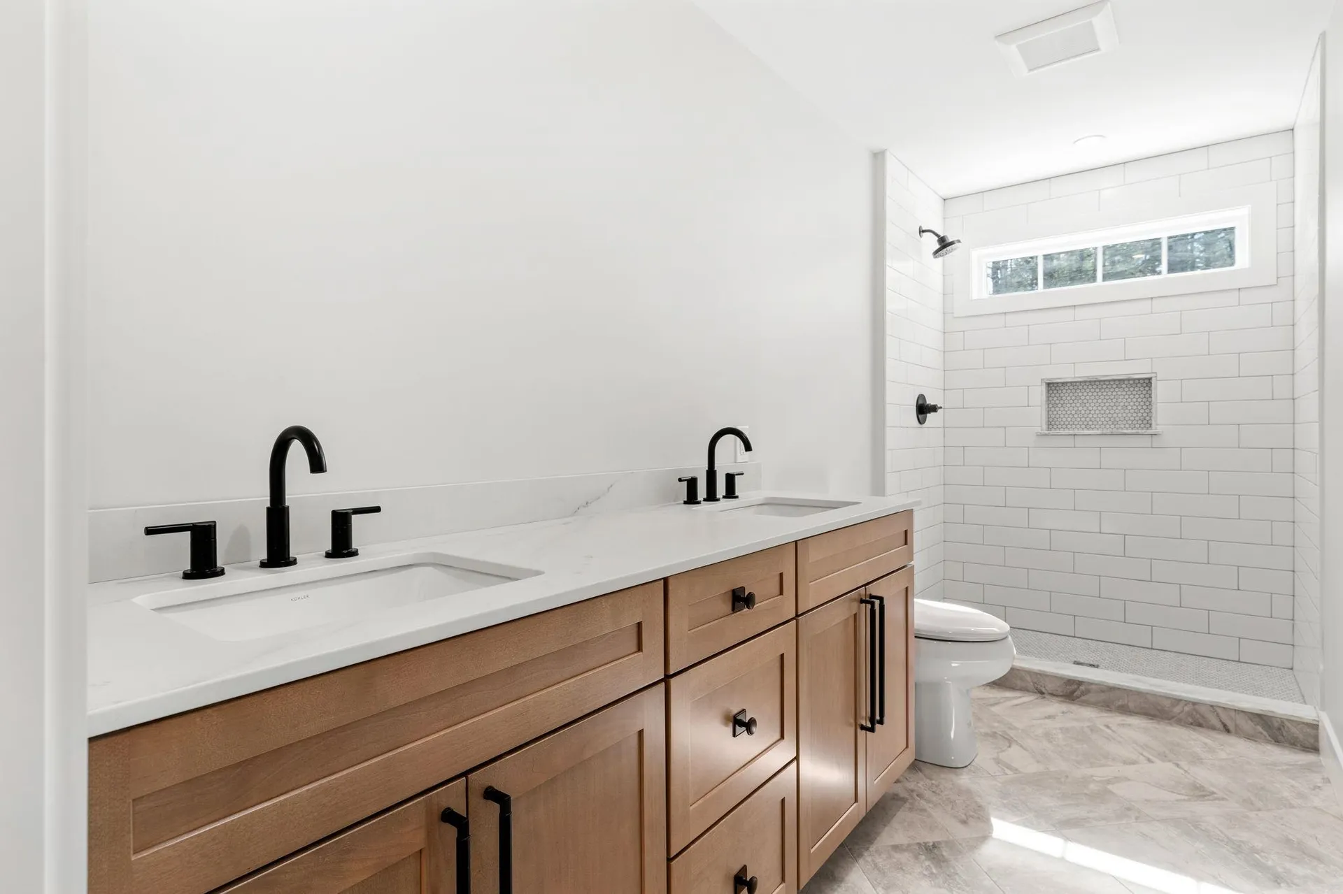 12-41 Knoll Crest Road Bedford NH 03110